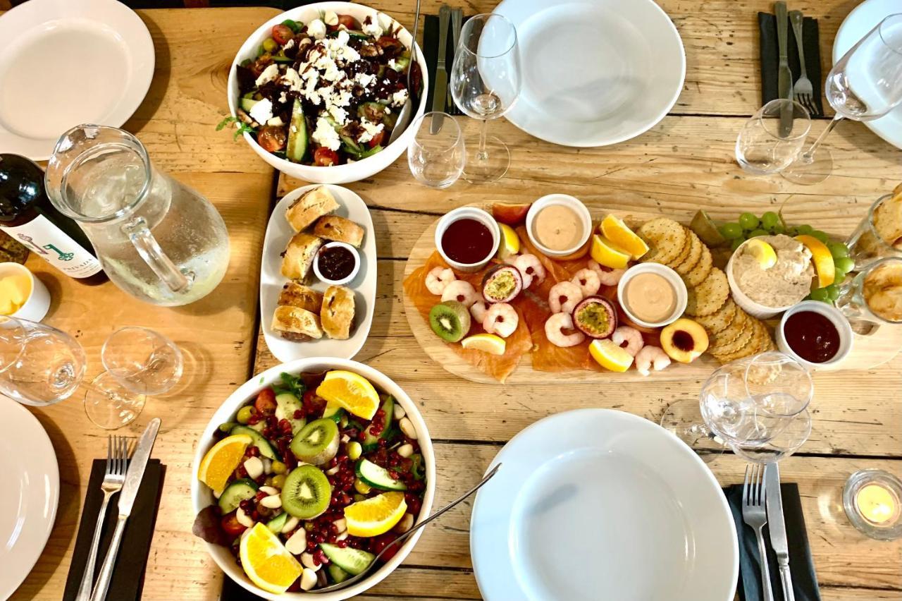 Blas At Fronlas Cafe - The Heart Of Newport Newport  Exterior foto